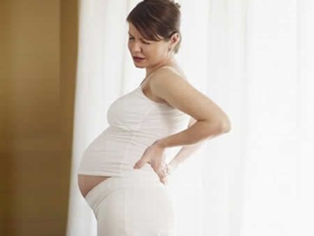 Πόνος στην πλάτη κατά την εγκυμοσύνη