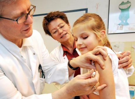 Οι έφηβοι είναι επιρρεπείς σε μόλυνση από ηπατίτιδα Β παρά τον εμβολιασμό